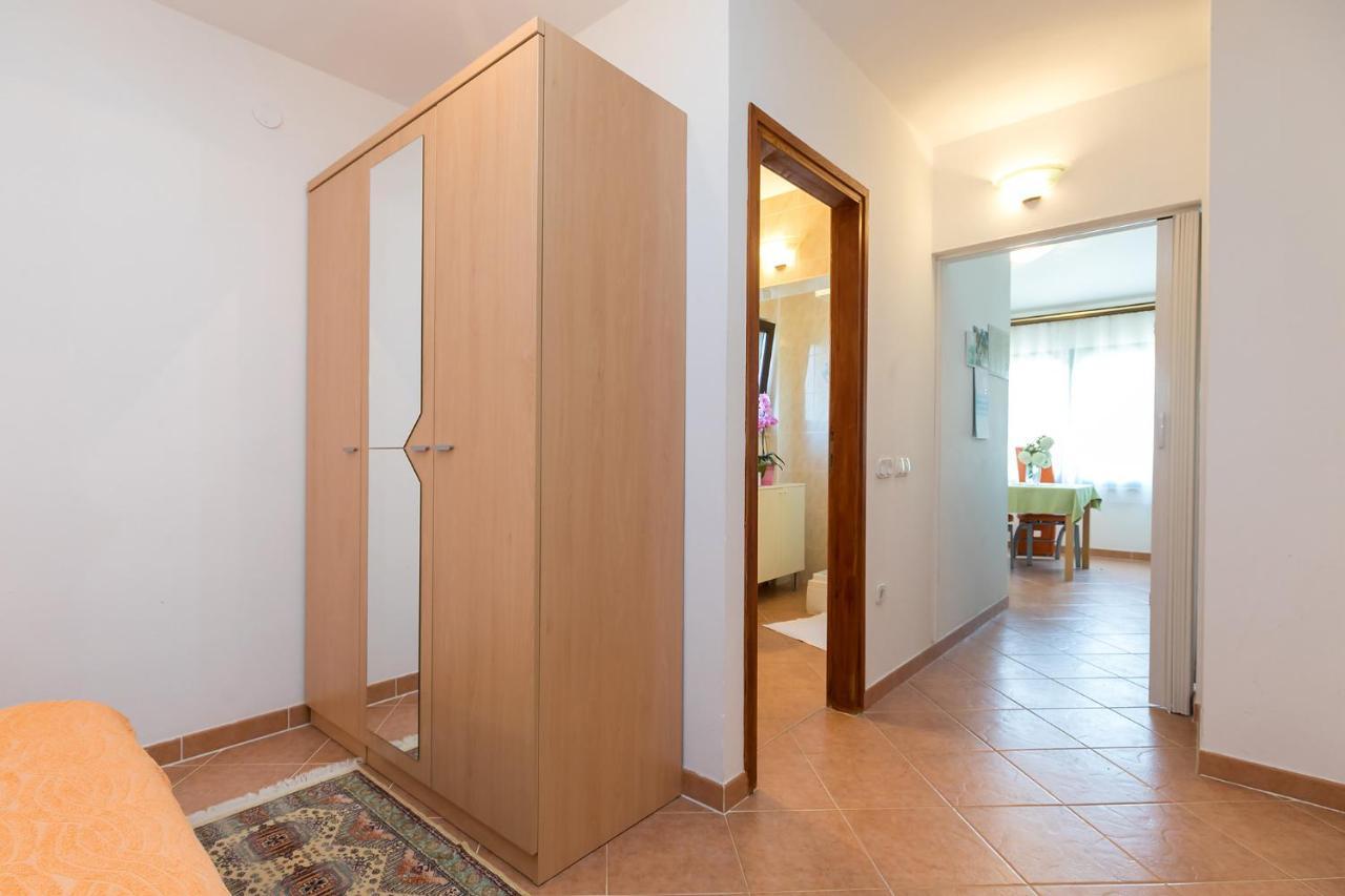 Apartments Marija Funtana Εξωτερικό φωτογραφία