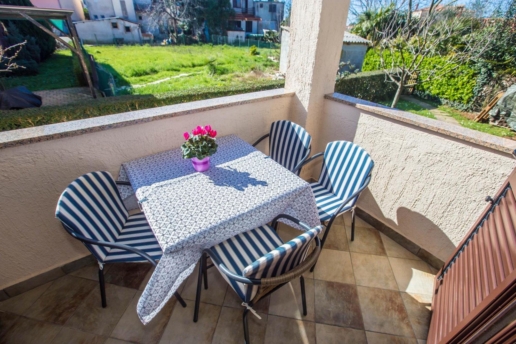 Apartments Marija Funtana Εξωτερικό φωτογραφία